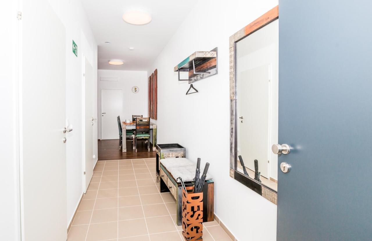 וינה Simtown Suite Apartments מראה חיצוני תמונה
