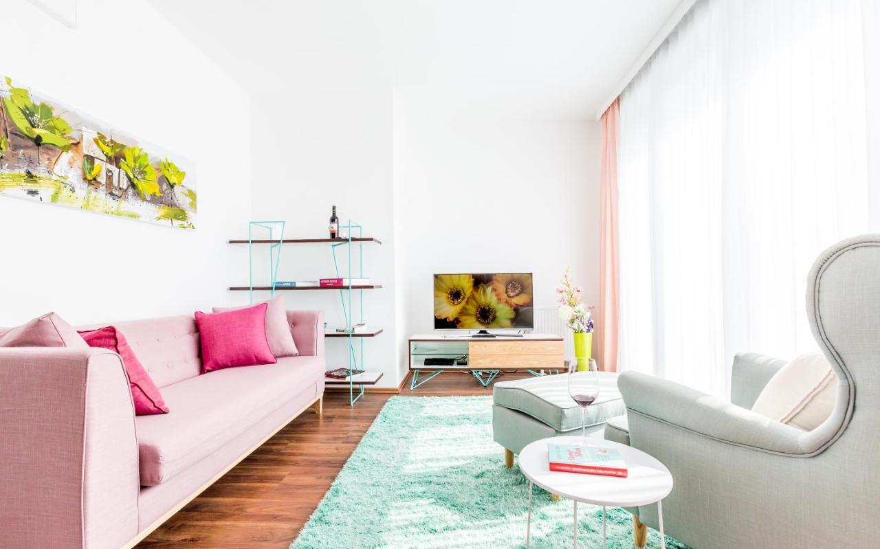 וינה Simtown Suite Apartments מראה חיצוני תמונה